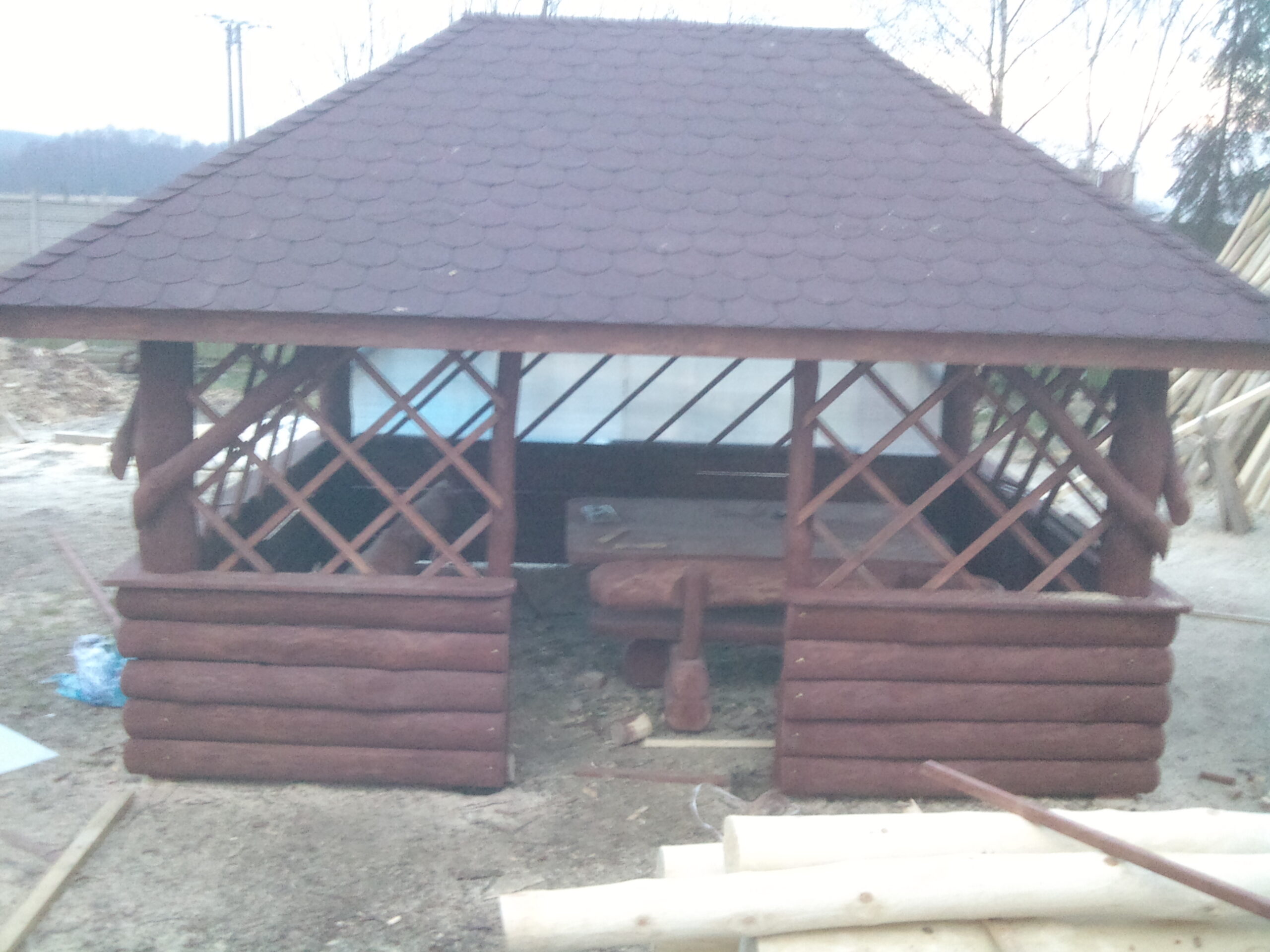 Altanka drewniana z ławkami, Tartak Darul