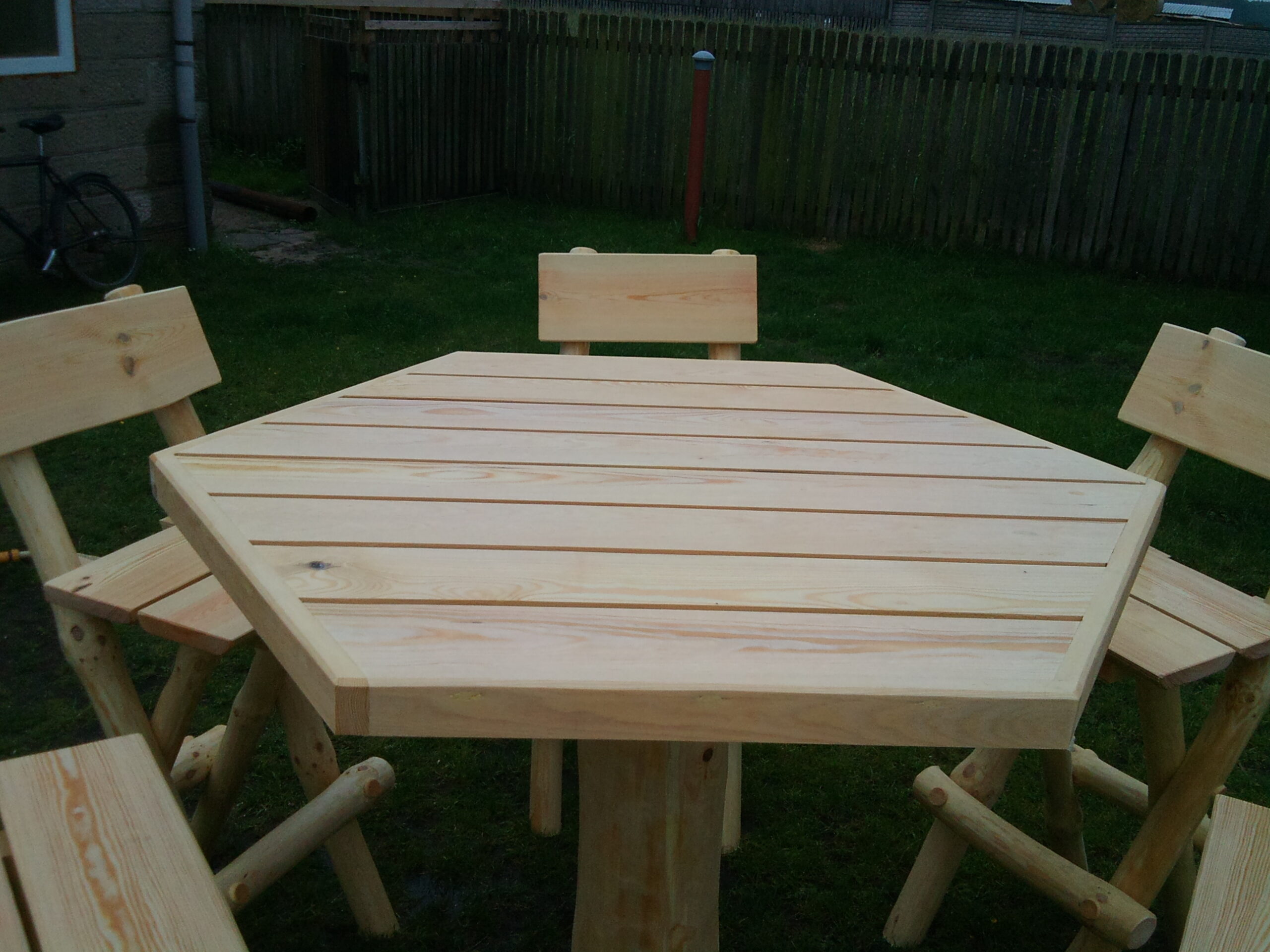 Komplet mebli ogrodowych, drewno na zamówienie